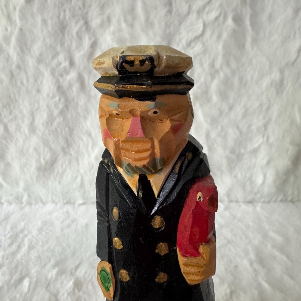 Vintage Handcrafted Wooden Sea Captain Figurine With Parrot Peg Leg Bottle Rum - Picture 2 of 8